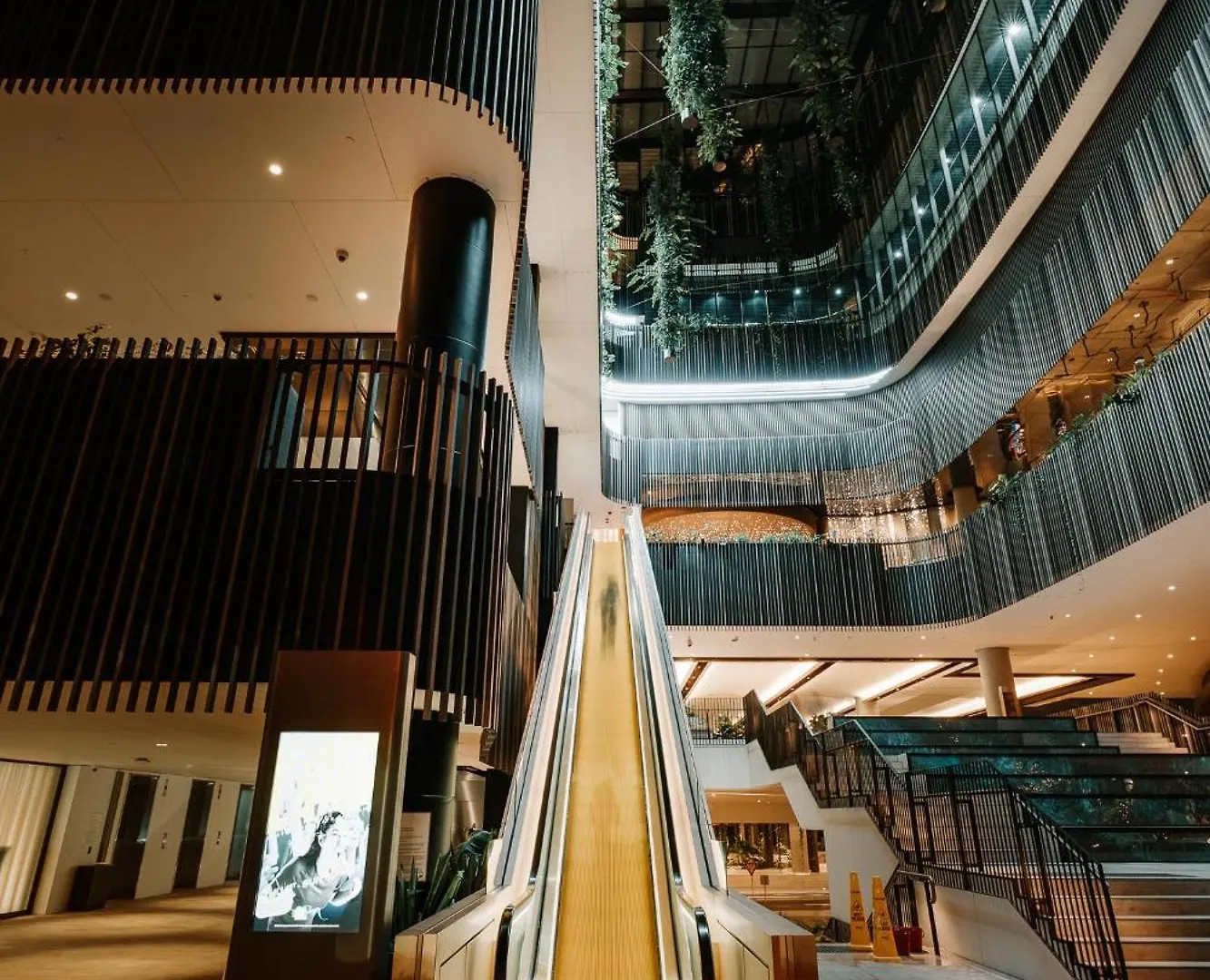Modern - 1 Bedroom Stay In Queen'S Wharf Walk To Casino 브리즈번 아파트